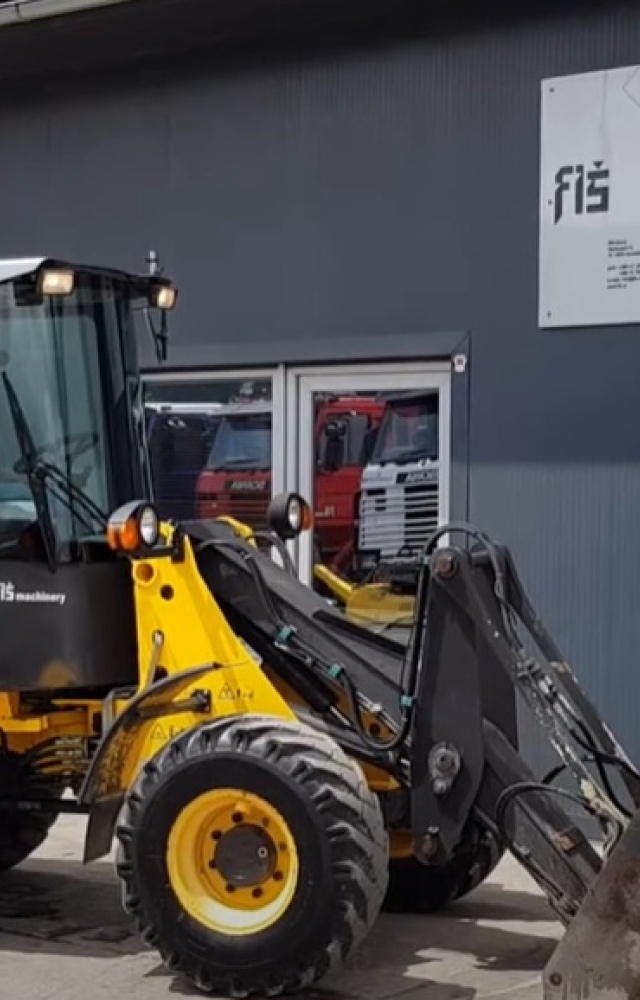 WHEEL LOADER NEW HOLLAND W50TC