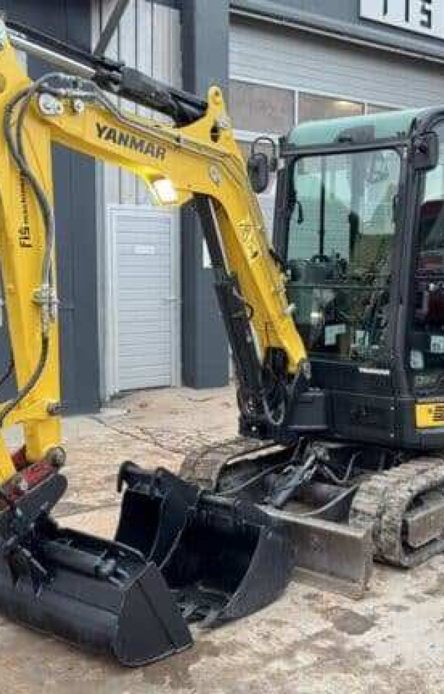 YANMAR VIO33-U