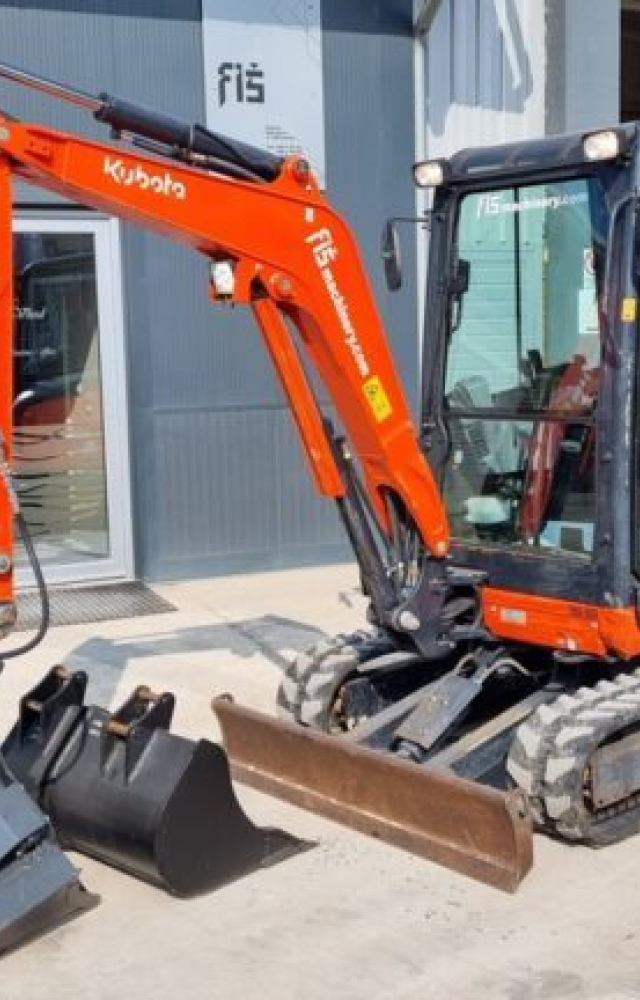  KUBOTA U27-4